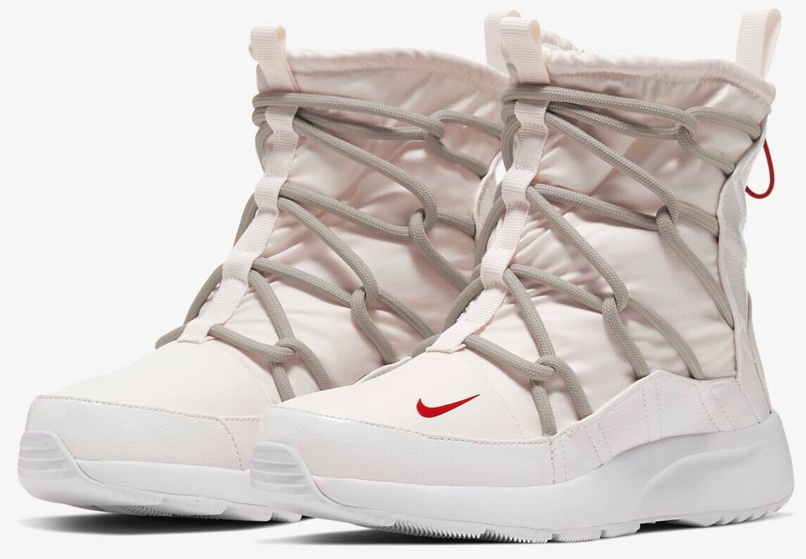 nike tanjun women's high rise athletic boots